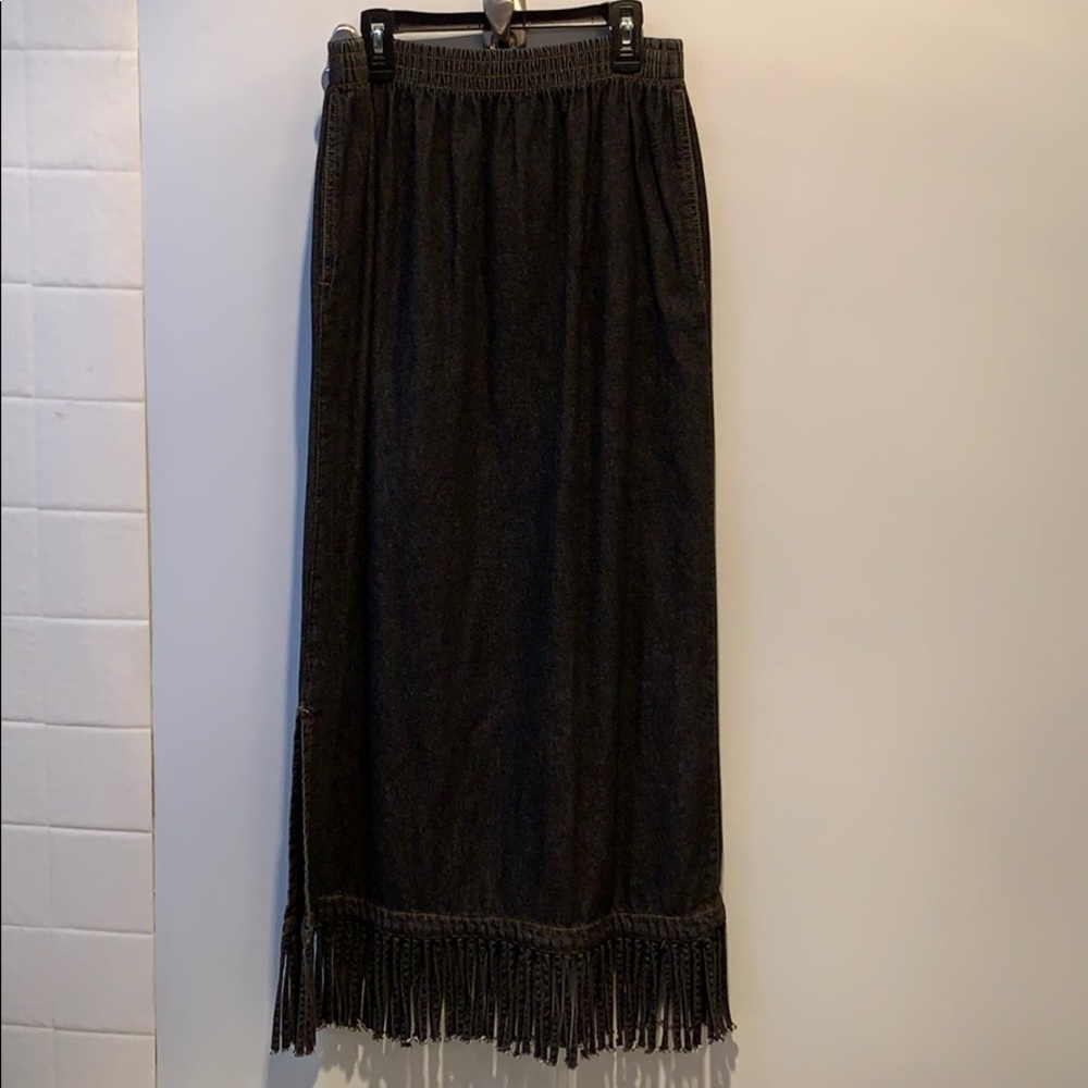 Skirt
